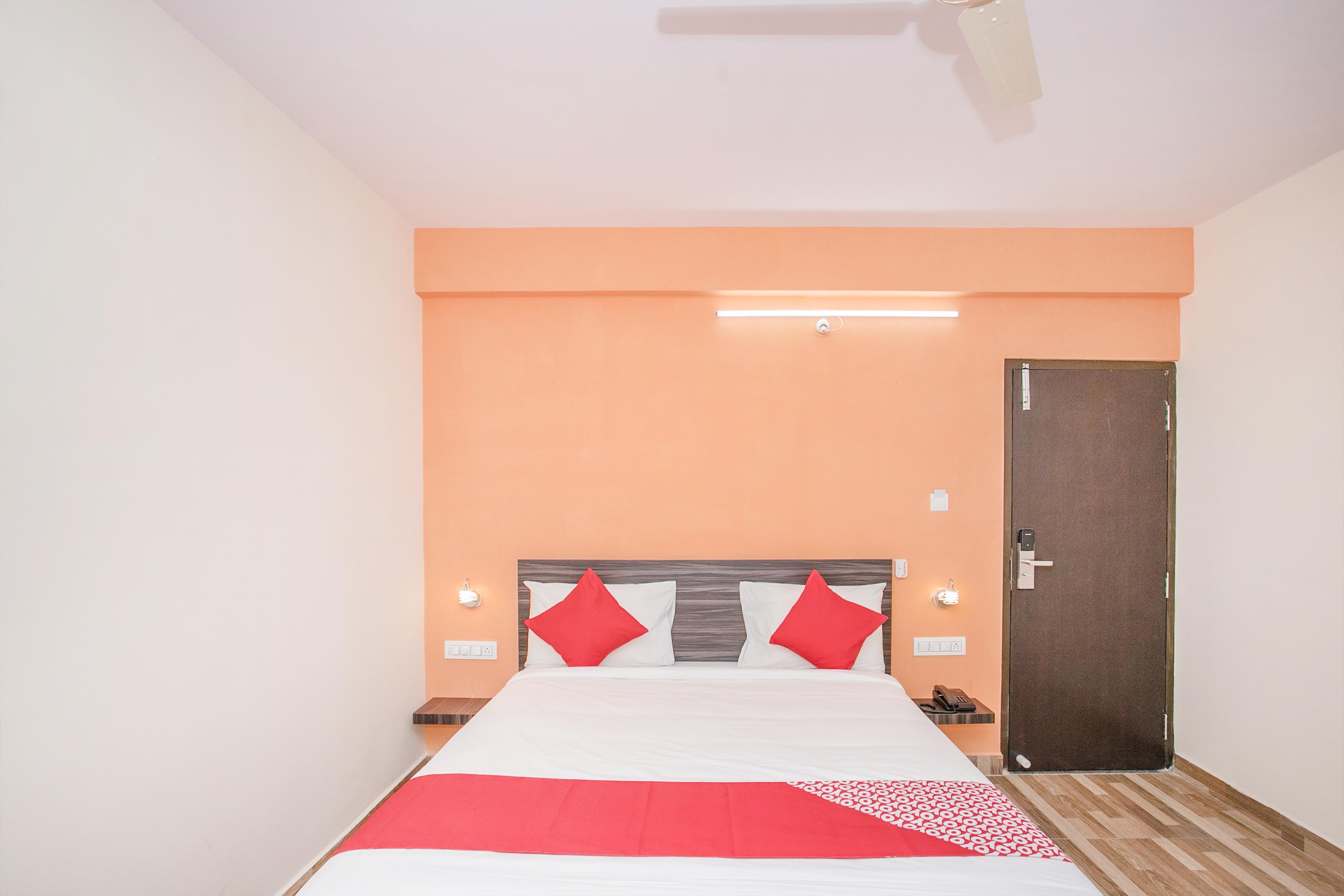 Oyo Hotel Pmr Near Ascendas Park Square Mall Bengaluru Kültér fotó